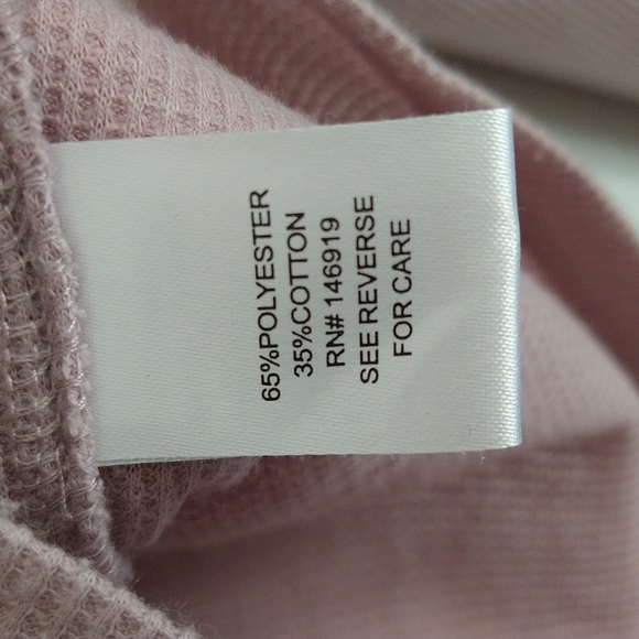 Freshman Lavender Lightweight Waffle-Knit Long-Sleeve Crop Top - Picture 8 of 8